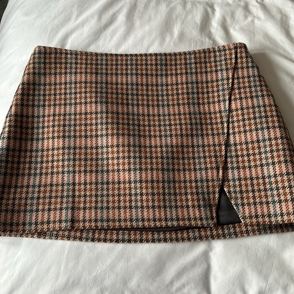 🌟Host Pick🌟 ALC micro mini NWT - Picture 4 of 7